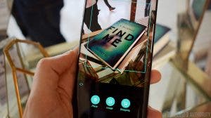 Bixby Vision skenuje knihy