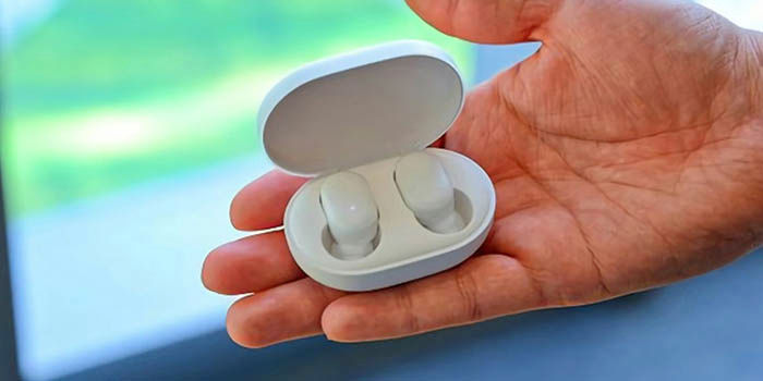 Objevte všechny rozdíly mezi Xiaomi AirDots Pro ... 6 Xiaomi AirDots