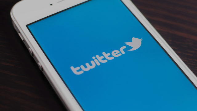 Twitter (3)