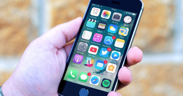 Jak mohu něco trendovat bez farem iPhonů nebo lidského zásahu? 4 farmy iPhone