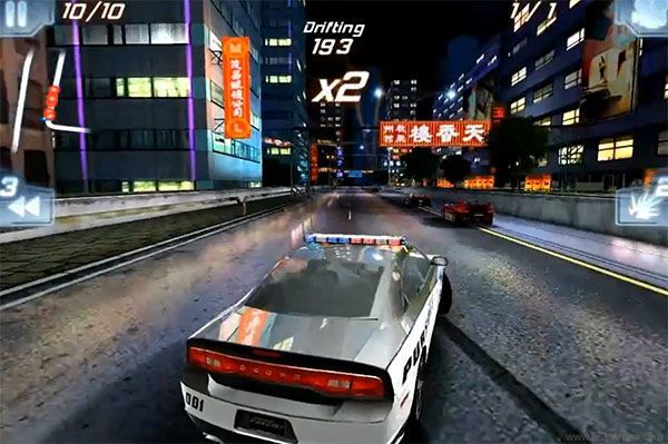 Gameloft nabízí 4 hry pro iPhone, pokud se vám líbí váš facebok 1 Gameloft nabízí 4 hry pro iPhone, pokud se vám líbí váš facebok