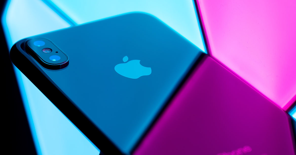 Studie předpovídá, že prodej iPhonů bude i nadále klesat a bude horší, než se očekávalo.