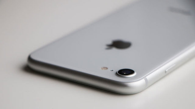 Čipy pro iPhone z roku 2018 pocházejí od společností Intel a Qualcomm, nikoli od společnosti Apple! 1602967407 858 Zjistili naruseni bezpecnosti na GrayKey vas iPhone si ted muze