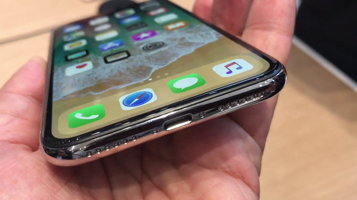 Apple hledá nezničitelný iPhone