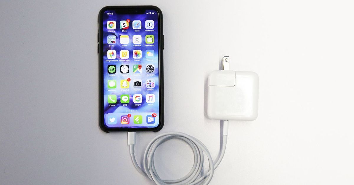 50% nabití za 30 minut: toto bude nová nabíječka pro iPhone