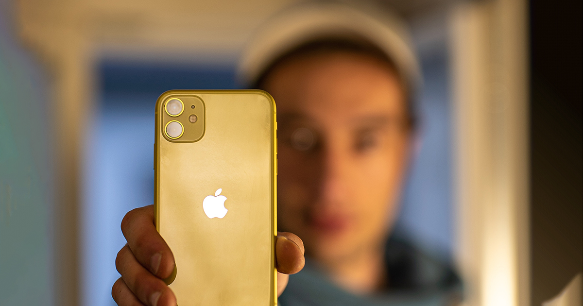 Apple v dubnu prodal v Číně o 160% více telefonů iPhone než v březnu