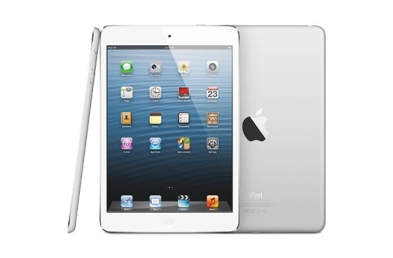 Dva roky Tim Cook jako generální ředitel společnosti Apple 13 IPAD mini