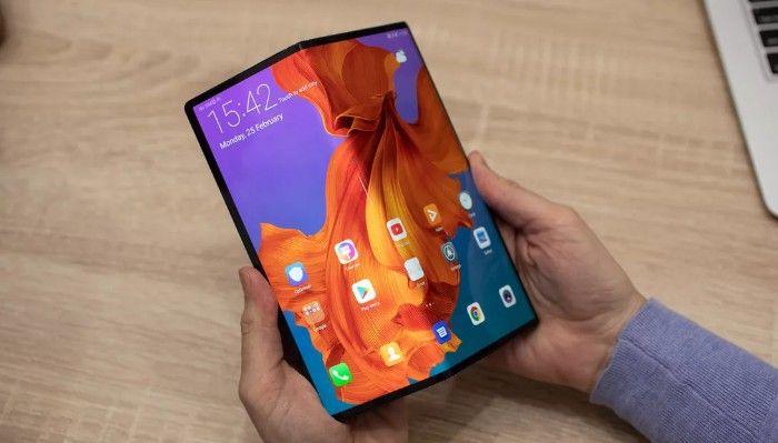 Rekord prodeje Huawei Mate X v Číně
