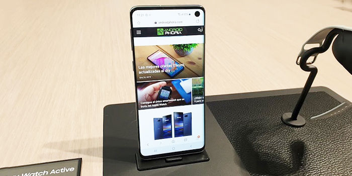 Porovnáváme OnePlus 7 s Galaxy S10 vs. Huawei… 11 stažení firmwaru s10