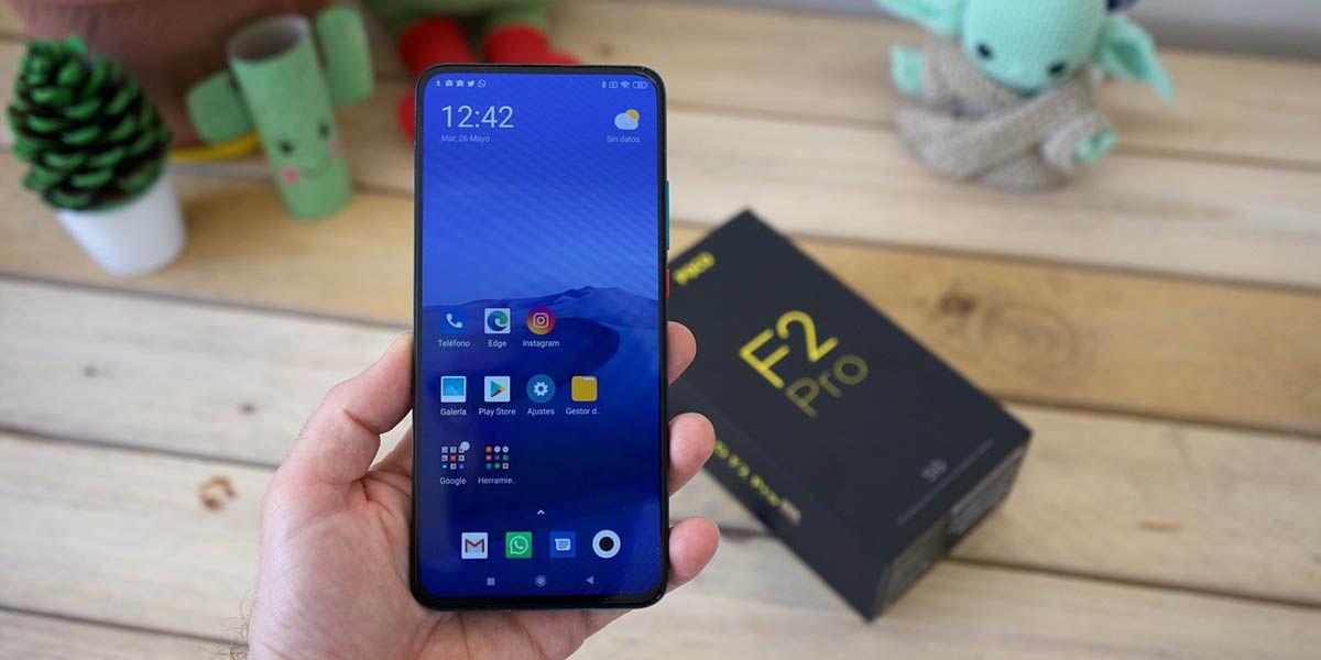 doporučeno malé mobilní zařízení f2 pro