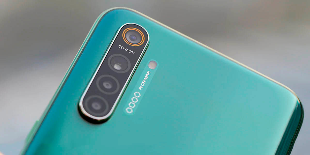 Které je teď nejlepší mobilní zařízení střední třídy? Porovnáváme Huawei ... 7 kamera realme x2