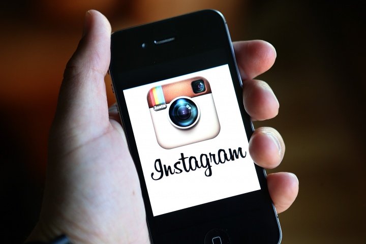 Uživatelé Instagramu vás požádají o povolení oznámení 10 Jak nahrát video s více videoklipy na Instagram
