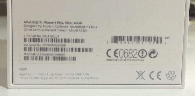 IMEI na pouzdře pro iPhone