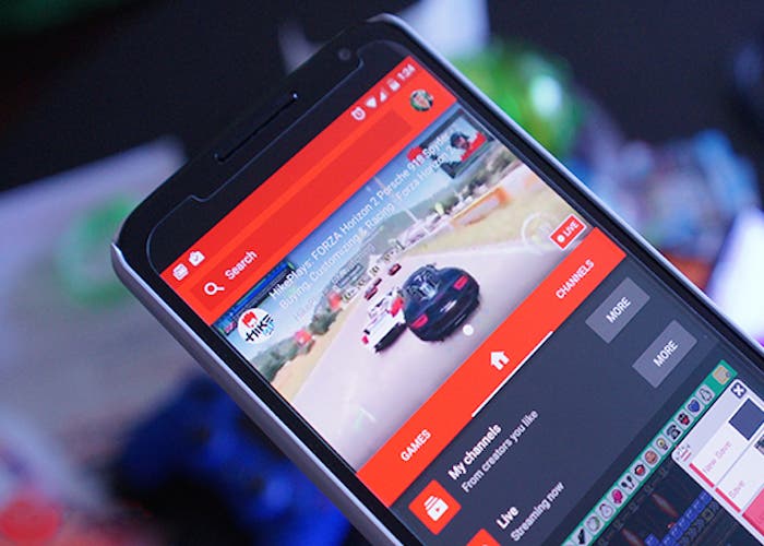 YouTube vylepšuje režim na šířku: nyní obsahuje tlačítka na celou obrazovku