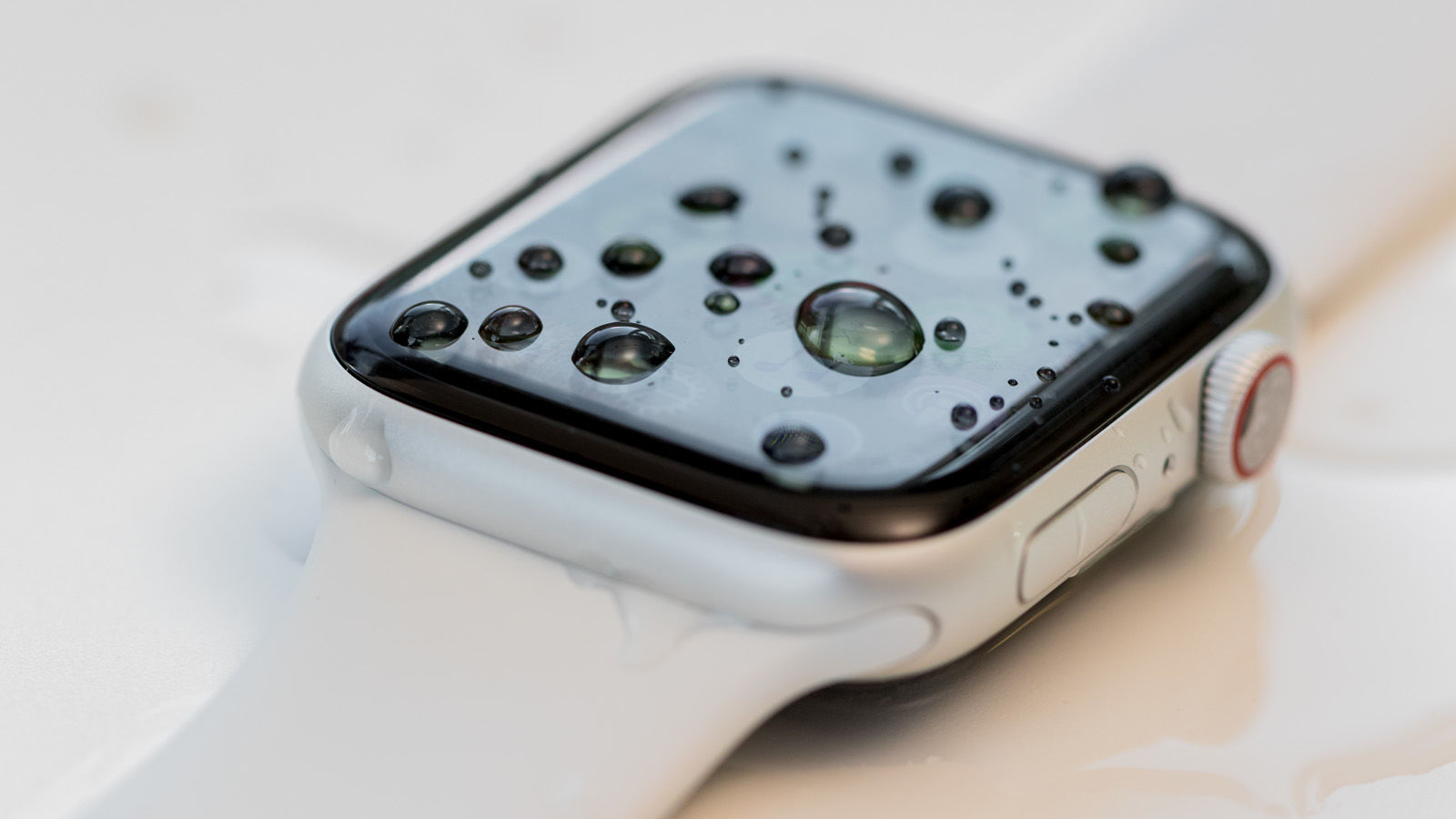Čištění a dezinfekce Apple Watch 1603114992 102 Cisteni a dezinfekce Apple Watch