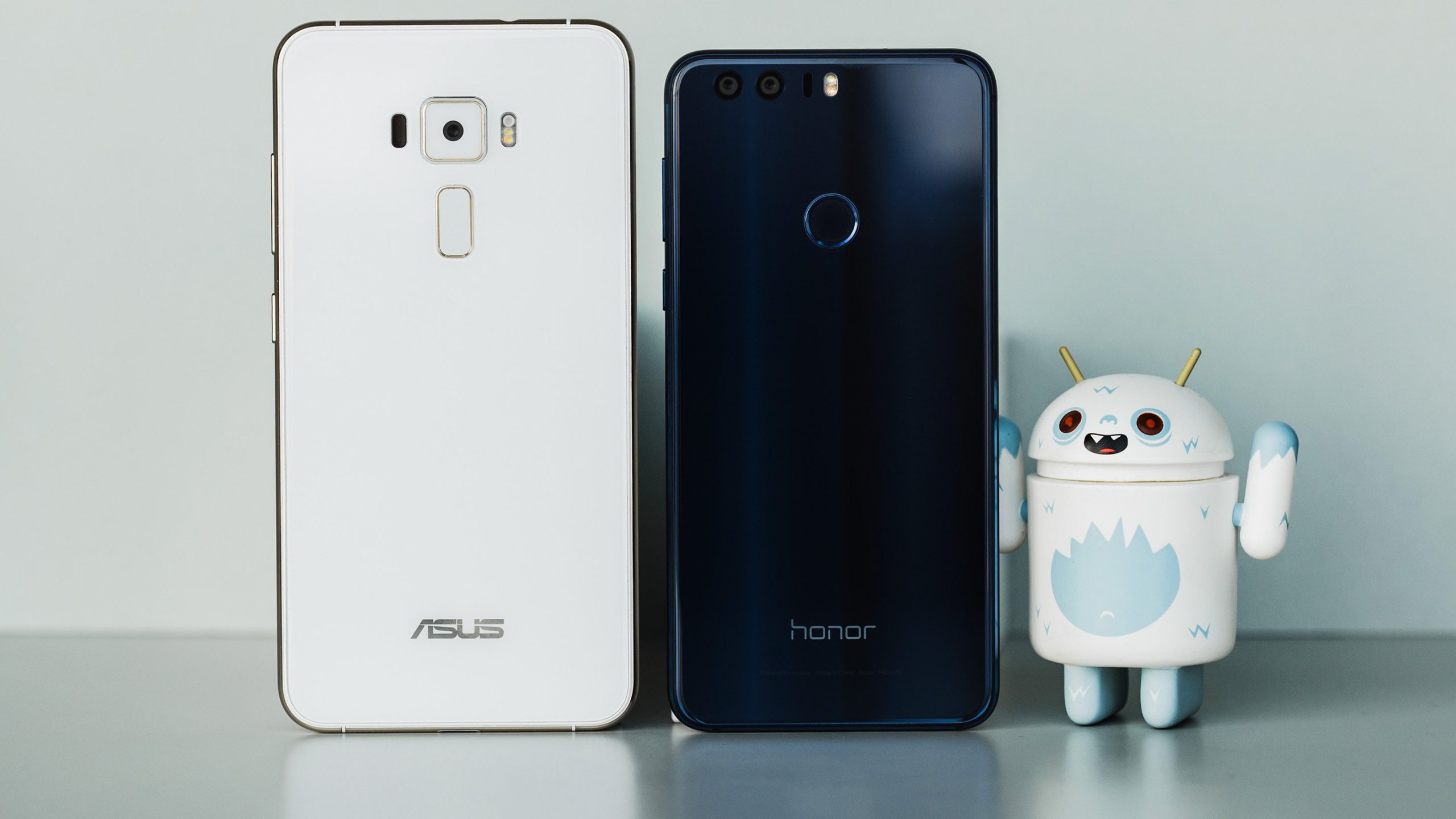 Srovnání mezi Asus Zenfone 3 a Honor 8