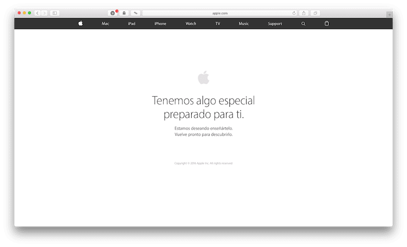 Uzavřený Apple Store se připravuje na příchod iPhone 7