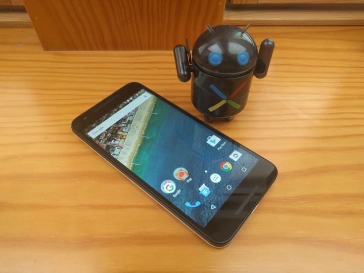 Recenze: Chytrý telefon Nexus 5X pro fanoušky Google