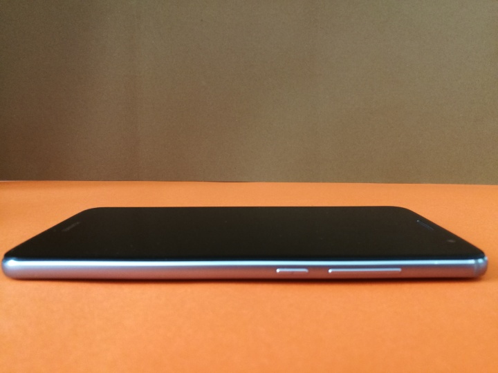 Obrázek - Recenze: Huawei Nova Plus, nová sázka na střední kategorie
