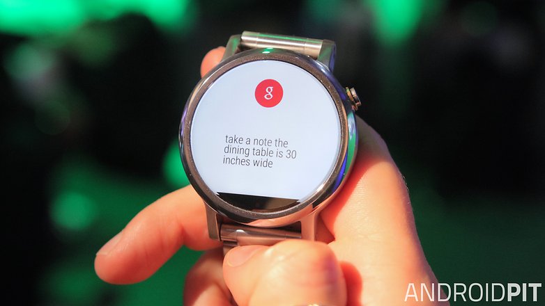 Moto 360 2. generace 04