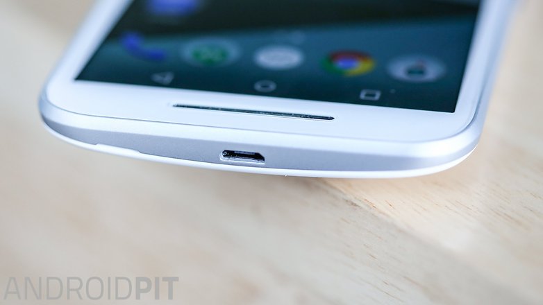 Micro G 2015 micro USB 1