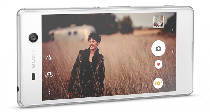 Sony Xperia M5, nyní super oficiální střední třída