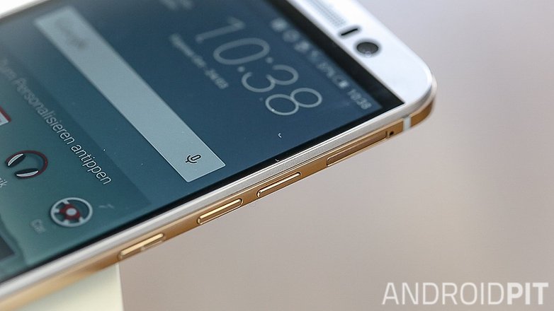 HTC One M9 tlačítka napájení