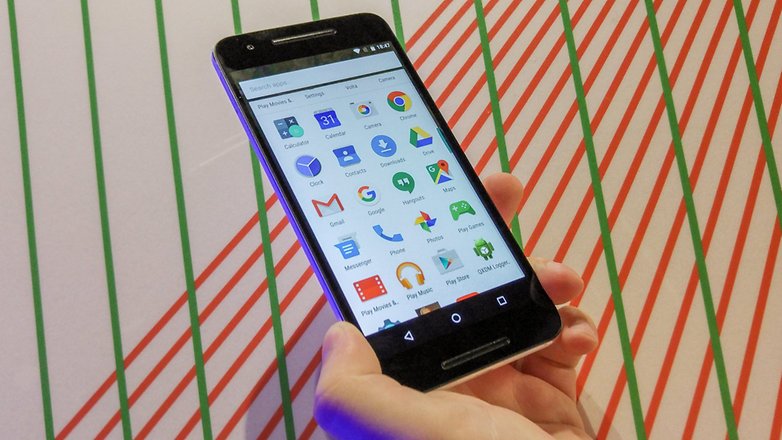 Mobilní telefon Nexus 6P 9