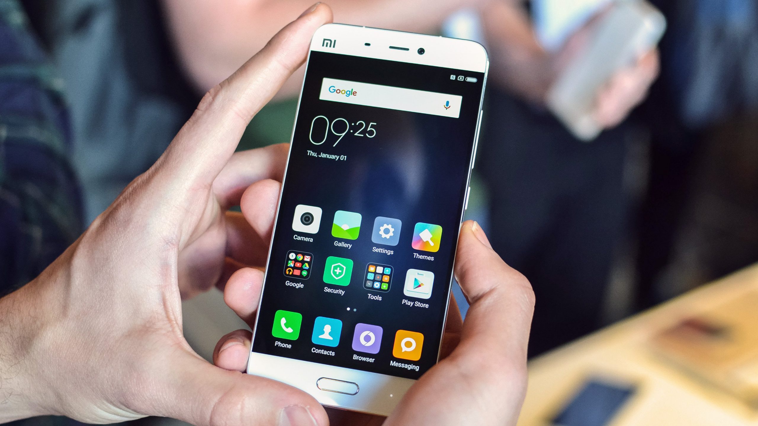 Xiaomi Mi5 a Xiaomi Mi4: čestní potomci v domě Mi