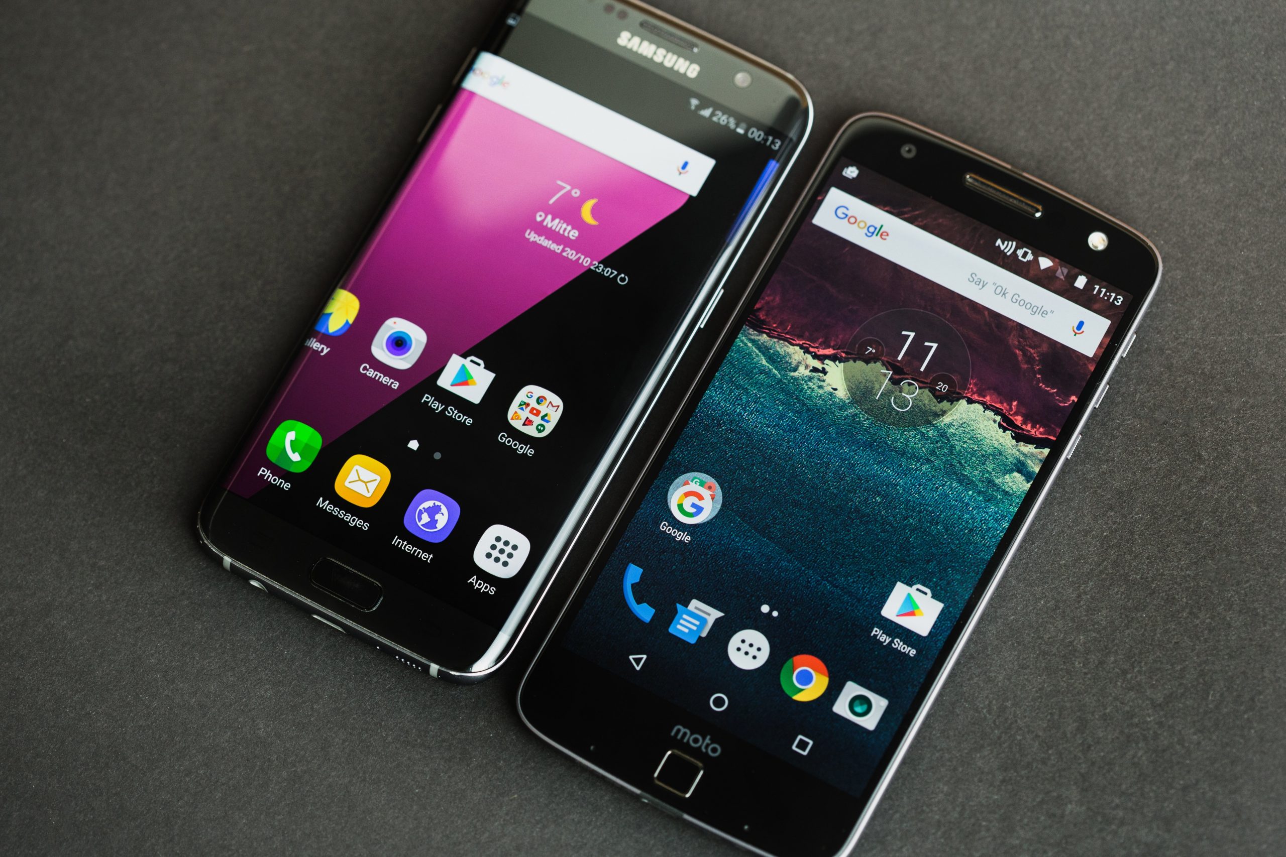 Lenovo Moto Z a Samsung Galaxy S7 Edge: Našel David Goliáše?
