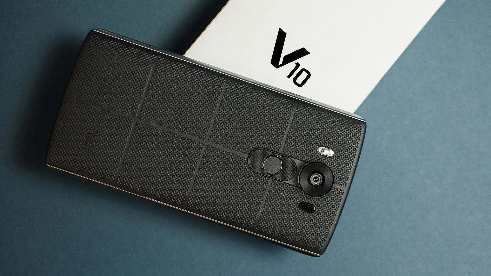 LG V10 vs Samsung Galaxy S6 Edge +: inovátoři