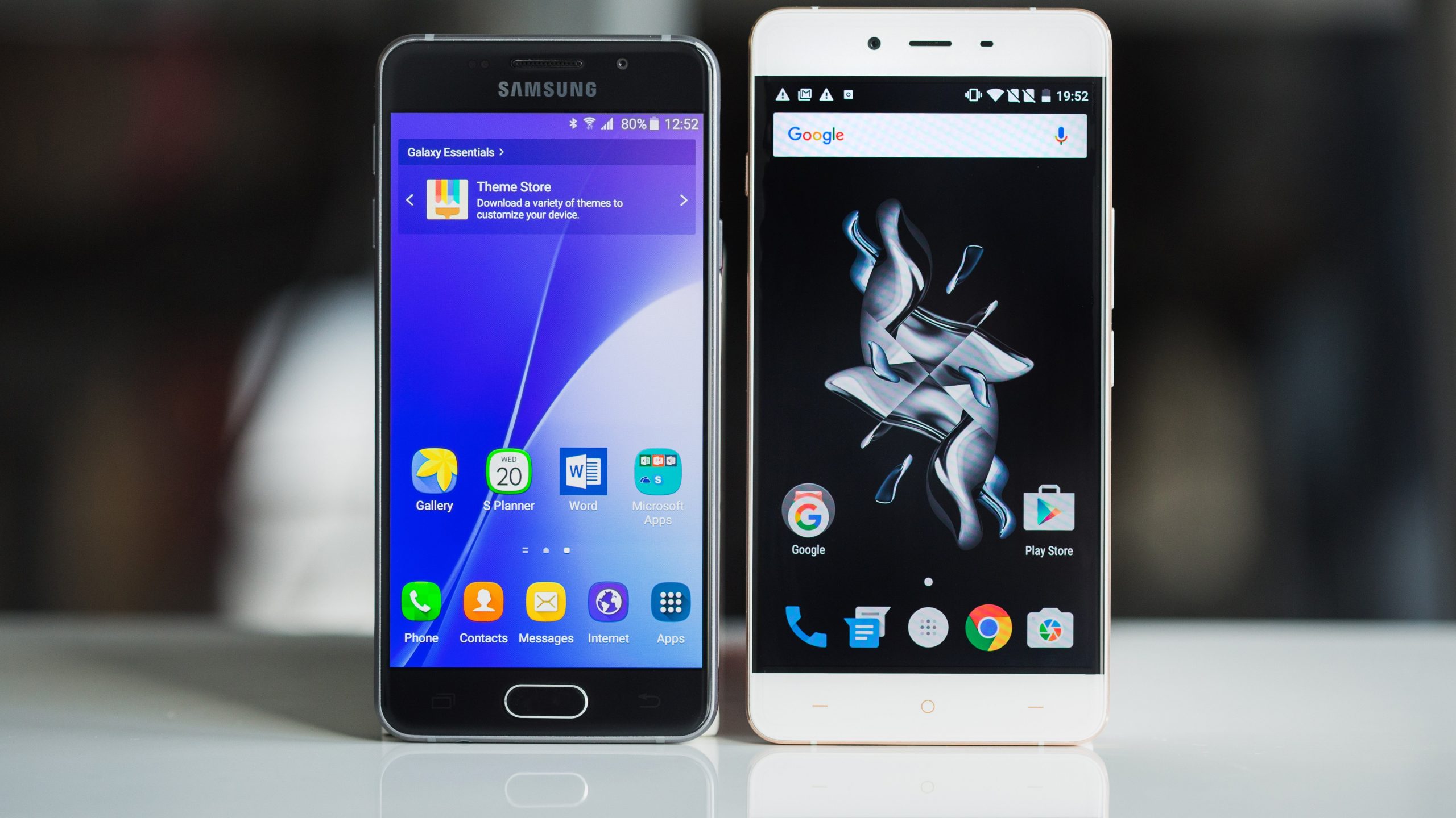 Samsung Galaxy A3 (2016) vs OnePlus X: Proč kupovat čínský telefon?