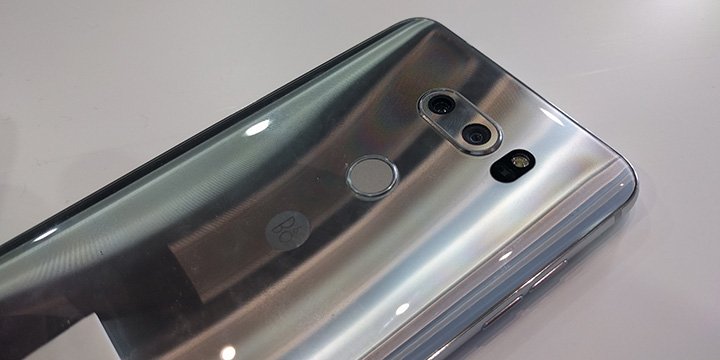 LG V30 je oficiální s duálním fotoaparátem a bez sekundárního displeje 11 Obrázek - Obrázek LG V30 s duálním fotoaparátem a bez sekundárního displeje