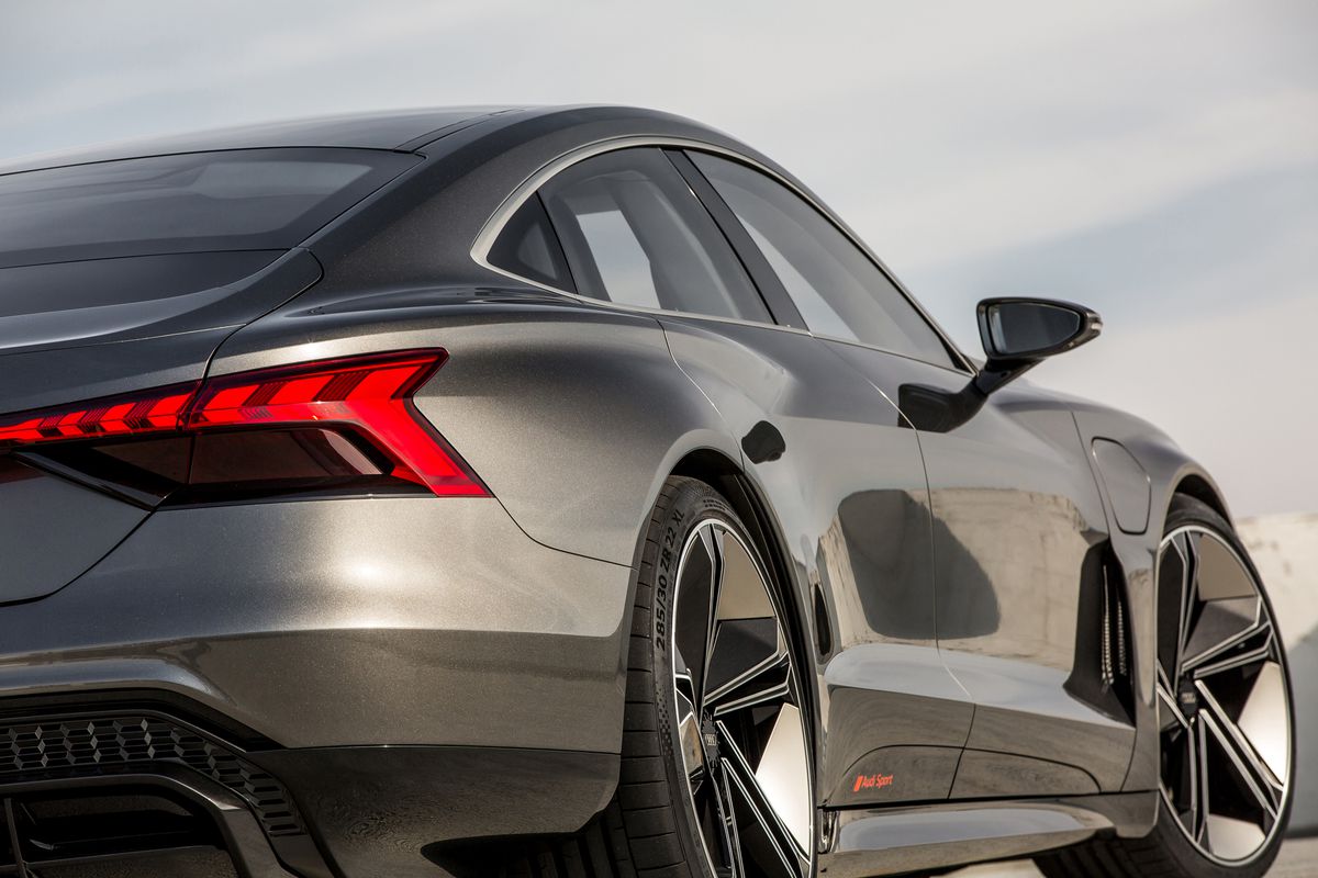 Koncept Audi E-Tron GT je elektrický sedan ... 1603136160 743 Koncept Audi E Tron GT je elektricky sedan