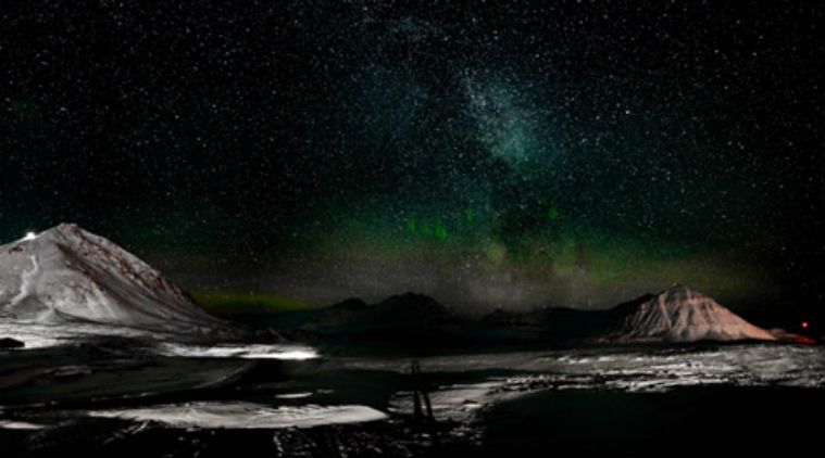 Raketa NASA, aby ukázala propustnou atmosféru regionu ... 9 Raketa NASA, aby ukázala propustnou atmosféru regionu ...