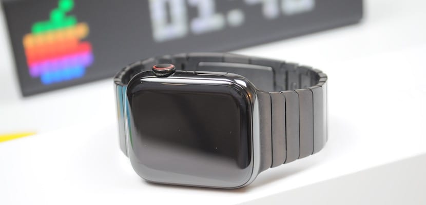 Apple Watch Series 4 LTE: Unboxing a první dojmy 1603137527 437 Apple Watch Series 4 LTE Unboxing a prvni dojmy