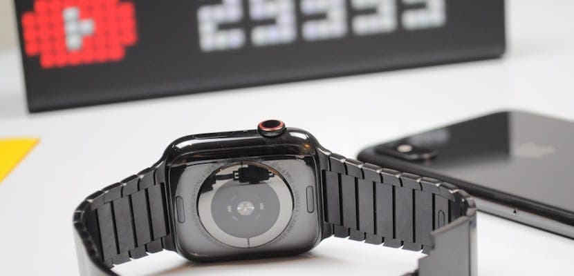 Apple Watch Series 4 LTE: Unboxing a první dojmy 1603137528 52 Apple Watch Series 4 LTE Unboxing a prvni dojmy