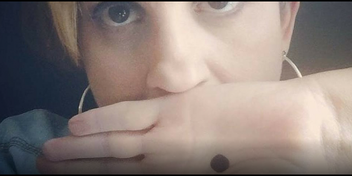 Co je tohle? "Kampaň Facebook Black Dot"?