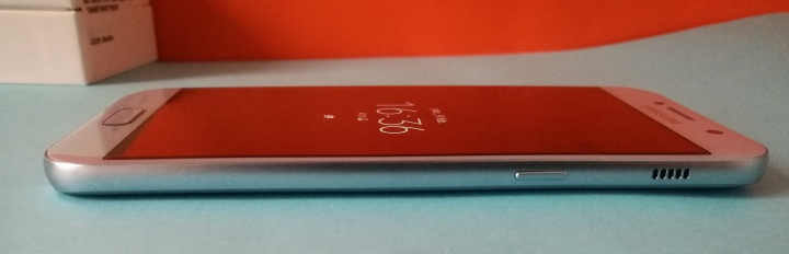 Vizuální - recenze: Samsung Galaxy A5 (2017), skvělý smartphone střední třídy
