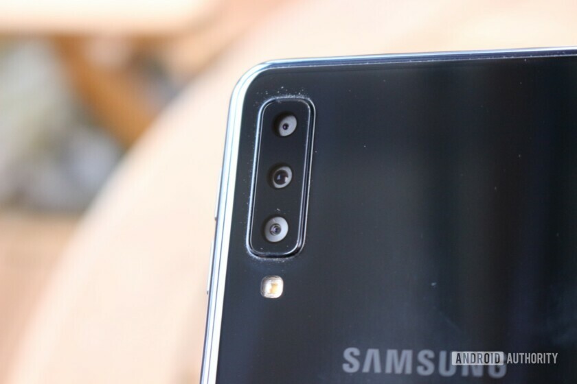 Recenze Samsung Galaxy A7 (2018): Vzestup střední třídy 1603142679 928 Recenze Samsung Galaxy A7 2018 Vzestup stredni tridy