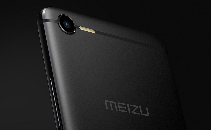 Obrázek Meizu E2, s bleskem quad-LED a baterií 3 400 mAh 2 Obrázek Meizu E2, s bleskem quad-LED a baterií 3 400 mAh