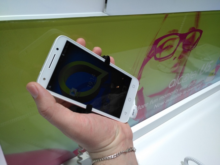 Obrázek - Alcatel představuje nové A5 LED, A3 a U5