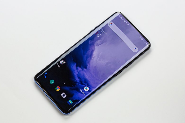 androidpit oneplus 7 na přední straně