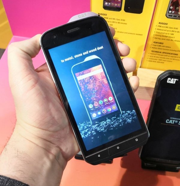 CAT S61, profesionální mobilní telefon s čidlem teploty, kvality vzduchu a vzdálenosti 6 Obrázek - CAT S61, profesionální mobilní telefon s čidlem teploty, kvality vzduchu a vzdálenosti