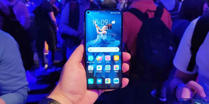 Obrázek - Obrázek Honor 20 Pro: čtyřkolka, Kirin 980 a selfie kamera na obrazovce