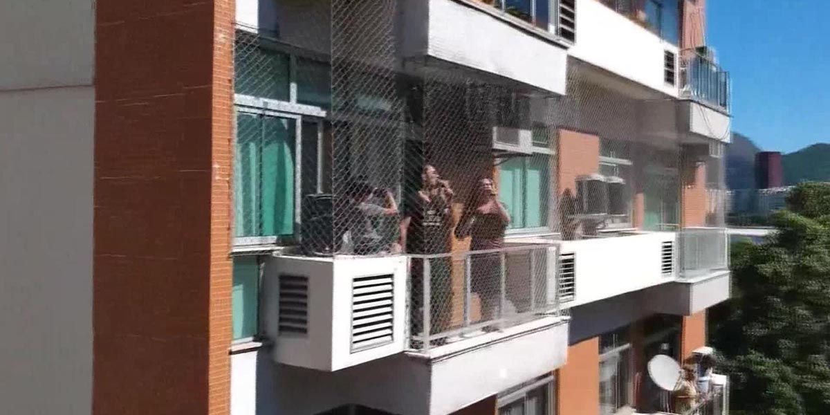 Toto je 5 misí TikTok, které musíte udělat ... 7 balkonový koncert