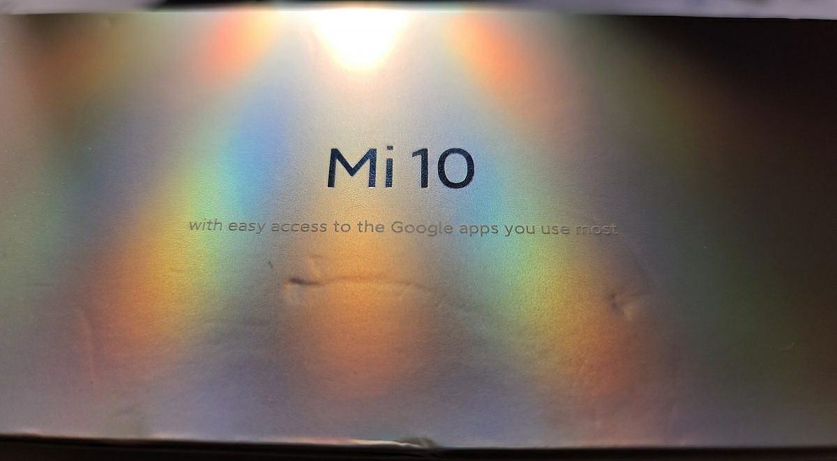xiaomi mi 10 box se zprávou Google Apps
