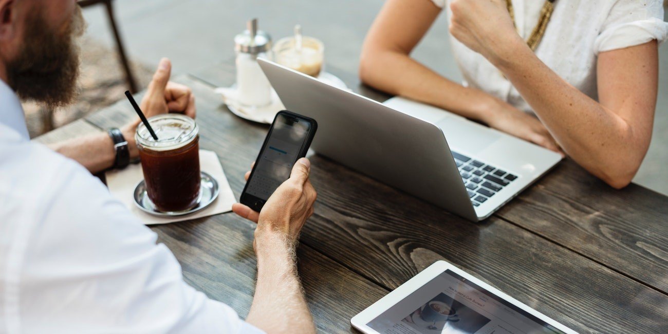Vyhledání uzavřeného mobilního telefonu