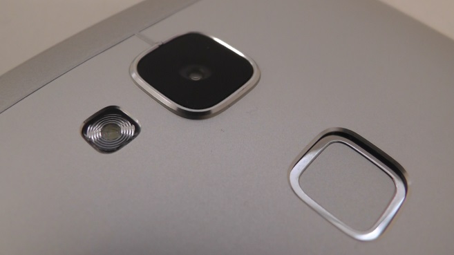 Ascend Mate 7 a iPhone 6 Plus: rozdíly v čidlech otisků prstů 1603152081 187 Ascend Mate 7 a iPhone 6 Plus rozdily v cidlech