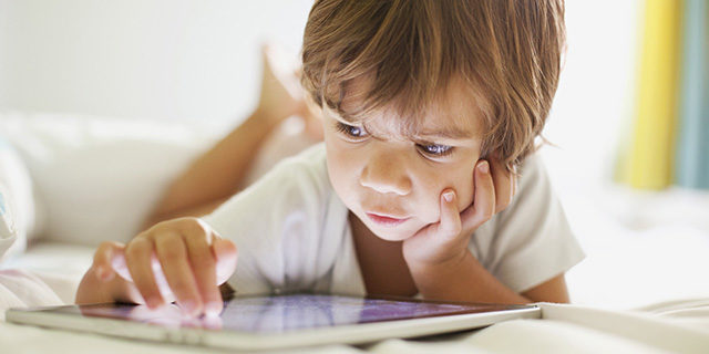 Jak zakázat nákupy v aplikaci na iPhone a iPad 4 Děti a iPad